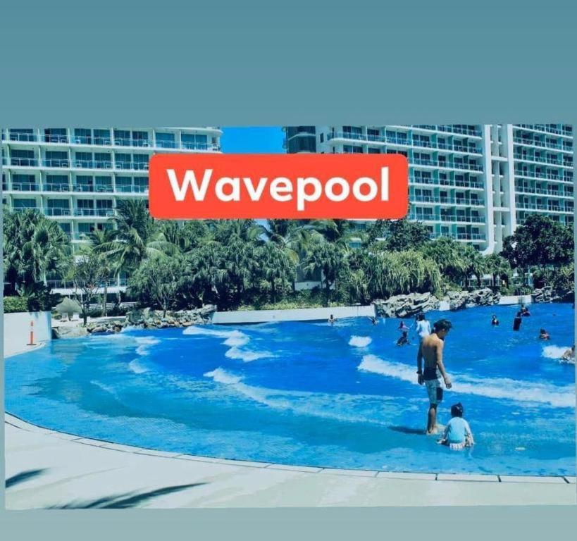 Azure Urban Resort A4 Near Airport Mall With Wavepool Paranaque City Εξωτερικό φωτογραφία